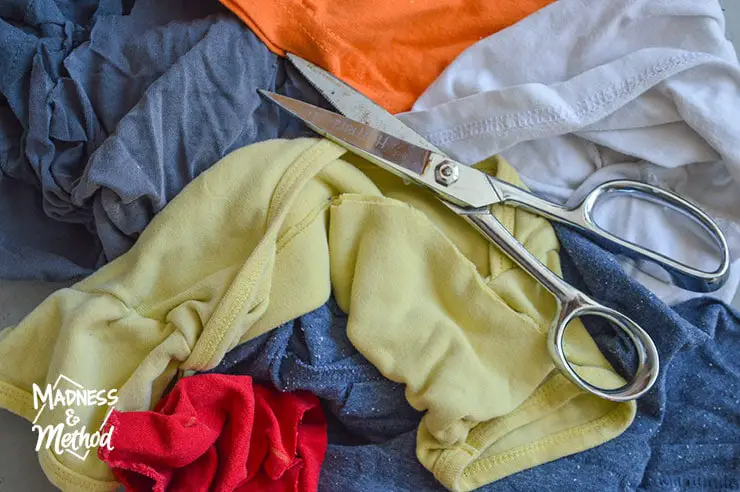 Reuse Old Clothes as Kitchen Rags - Wowe Lifestyle